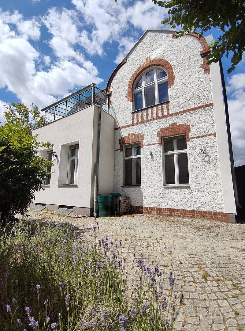 Prodej domu 168 m², pozemek 1.039 m², Berlin, Berlín Prodej domu 168 m², pozemek 1.039 m², Berlin, Berlín