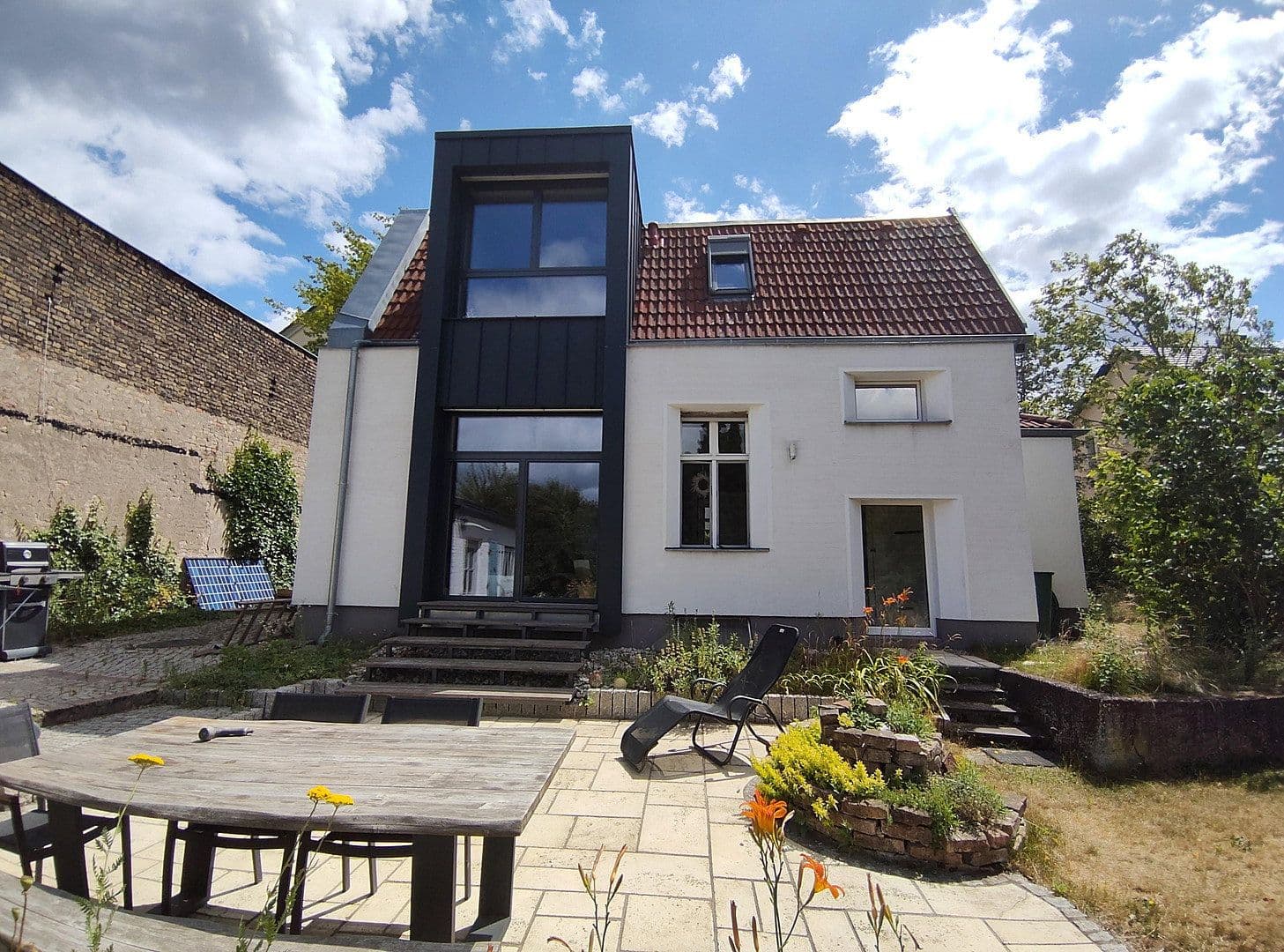 Prodej domu 168 m², pozemek 1.039 m², Berlin, Berlín Prodej domu 168 m², pozemek 1.039 m², Berlin, Berlín