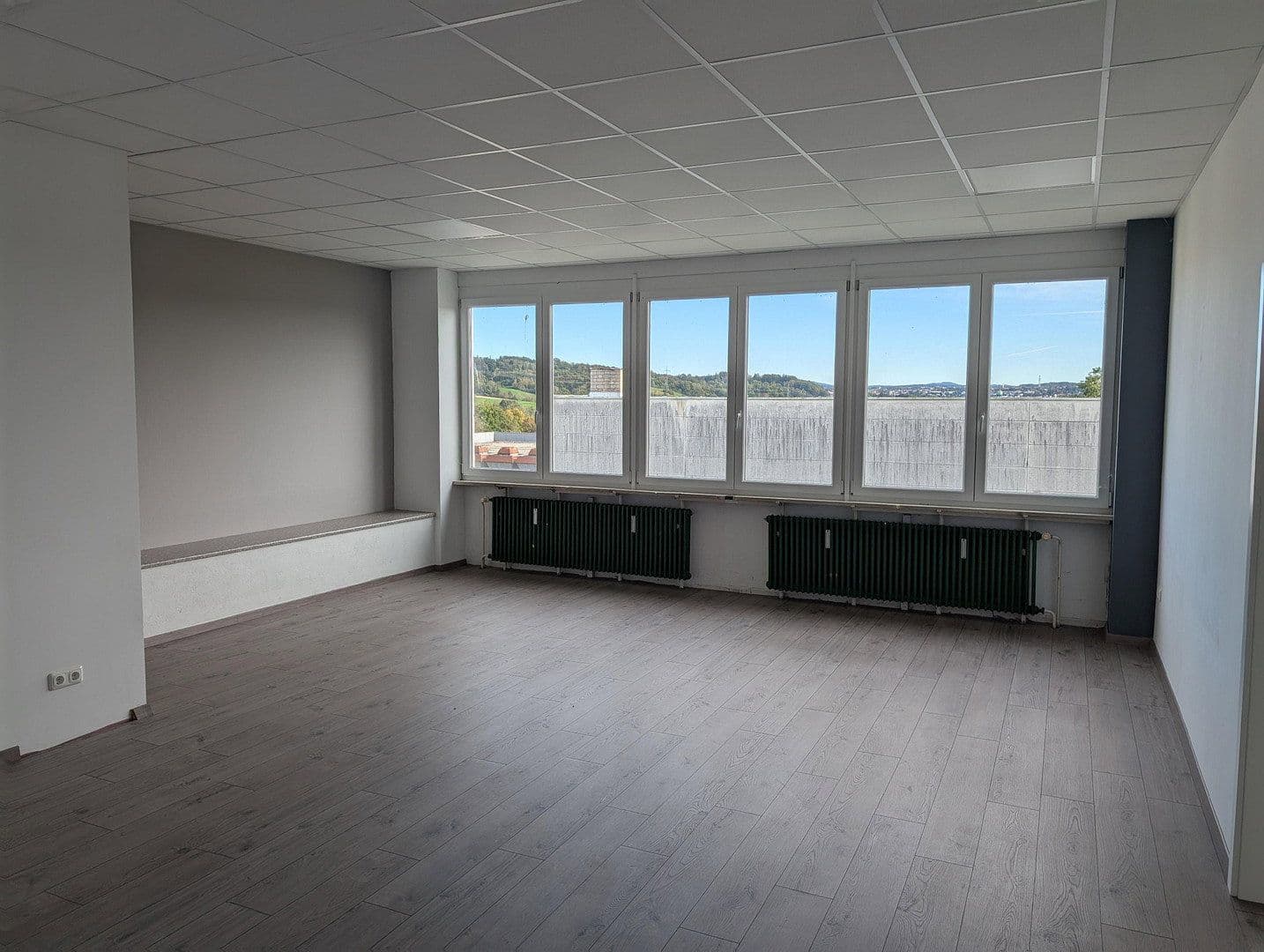 Pronájem kanceláře 460 m², Winzerleite 4, Passau, Bavorsko Pronájem kanceláře 460 m², Winzerleite 4, Passau, Bavorsko