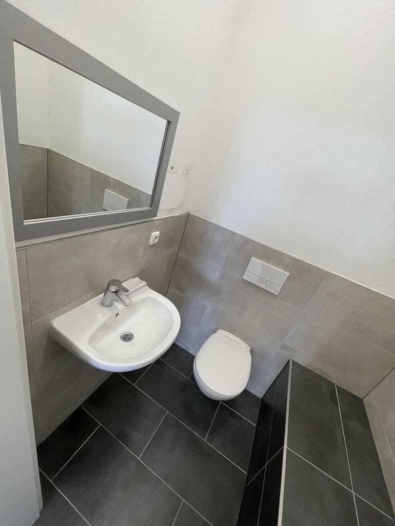 Pronájem kanceláře 460 m², Winzerleite 4, Passau, Bavorsko Pronájem kanceláře 460 m², Winzerleite 4, Passau, Bavorsko