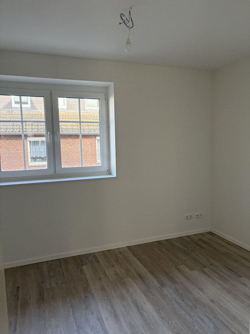 Pronájem bytu 3+1 88 m², Hauptstr. 6, Brackel, Dolní Sasko Pronájem bytu 3+1 88 m², Hauptstr. 6, Brackel, Dolní Sasko