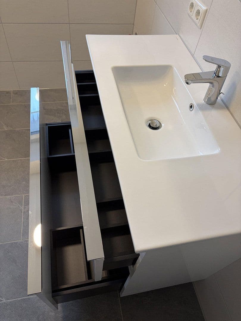 Pronájem bytu 3+1 88 m², Hauptstr. 6, Brackel, Dolní Sasko Pronájem bytu 3+1 88 m², Hauptstr. 6, Brackel, Dolní Sasko