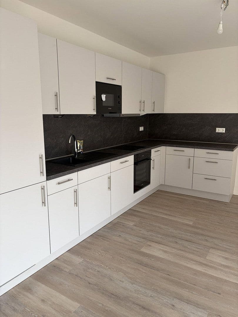 Pronájem bytu 3+1 88 m², Hauptstr. 6, Brackel, Dolní Sasko Pronájem bytu 3+1 88 m², Hauptstr. 6, Brackel, Dolní Sasko