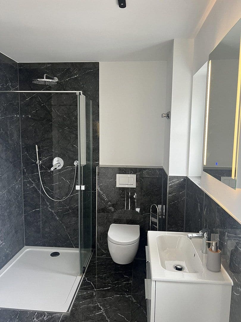 Pronájem bytu 2+1 50 m², Untere Parkstr 30, Haar (Haar), Bavorsko Pronájem bytu 2+1 50 m², Untere Parkstr 30, Haar (Haar), Bavorsko