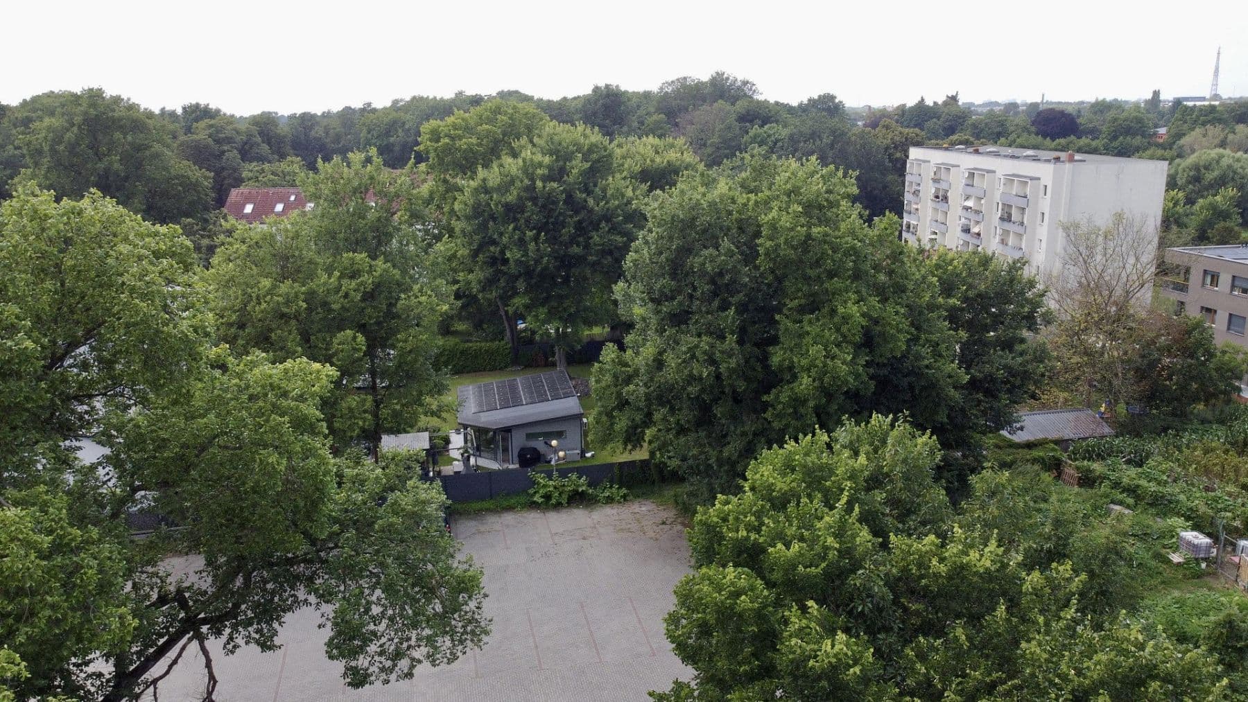 Prodej pozemku 1.000 m², Alte Berliner Str. 16, Hoppegarten, Braniborsko Prodej pozemku 1.000 m², Alte Berliner Str. 16, Hoppegarten, Braniborsko