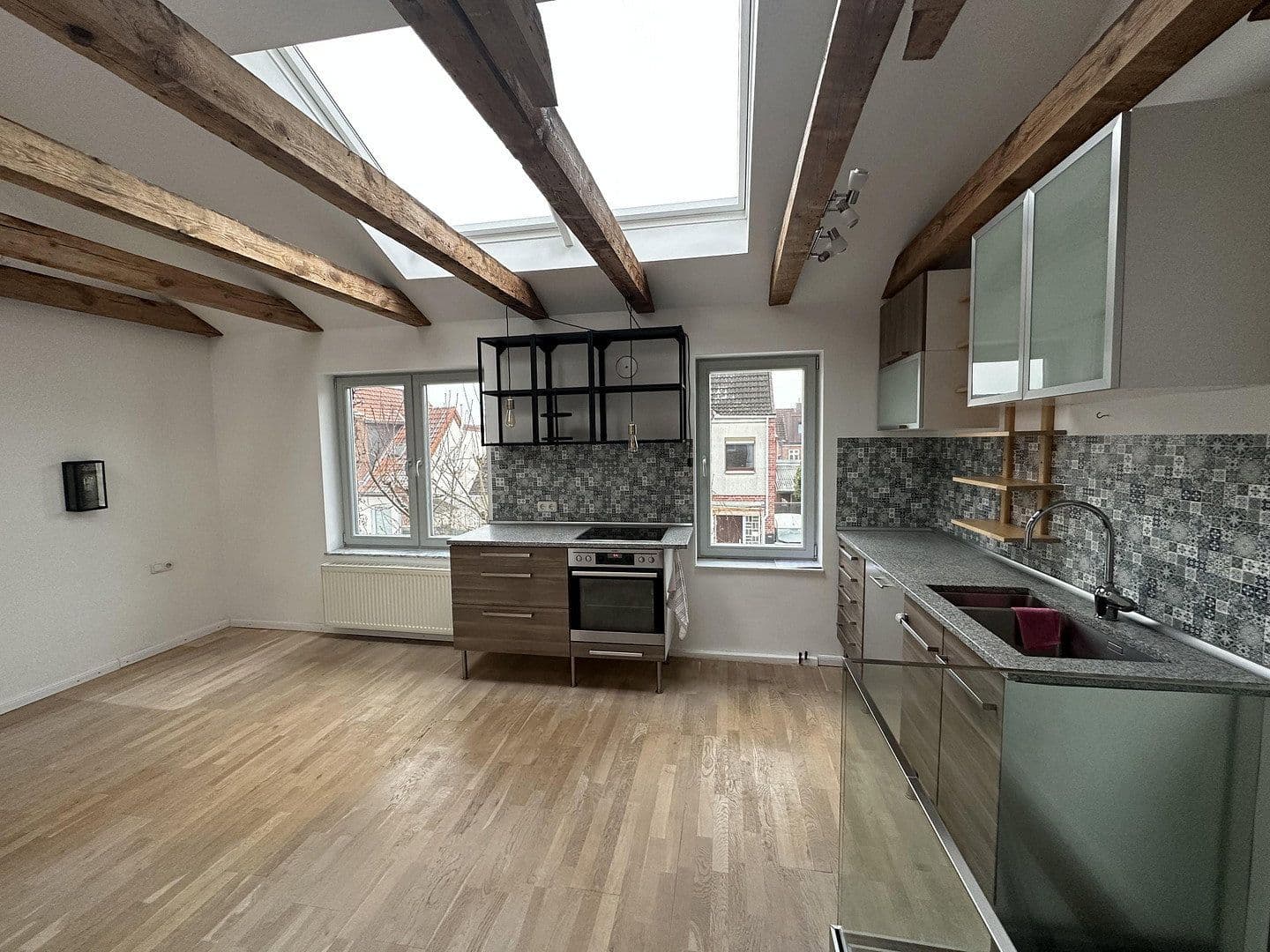 Prodej domu 93 m², pozemek 161 m², Lüneburg, Dolní Sasko Prodej domu 93 m², pozemek 161 m², Lüneburg, Dolní Sasko