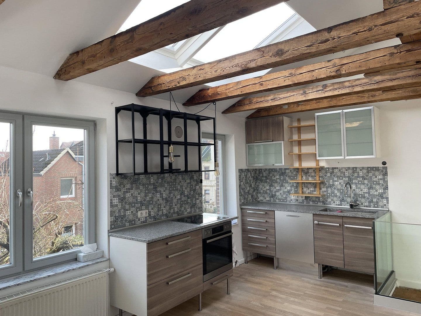 Prodej domu 93 m², pozemek 161 m², Lüneburg, Dolní Sasko Prodej domu 93 m², pozemek 161 m², Lüneburg, Dolní Sasko