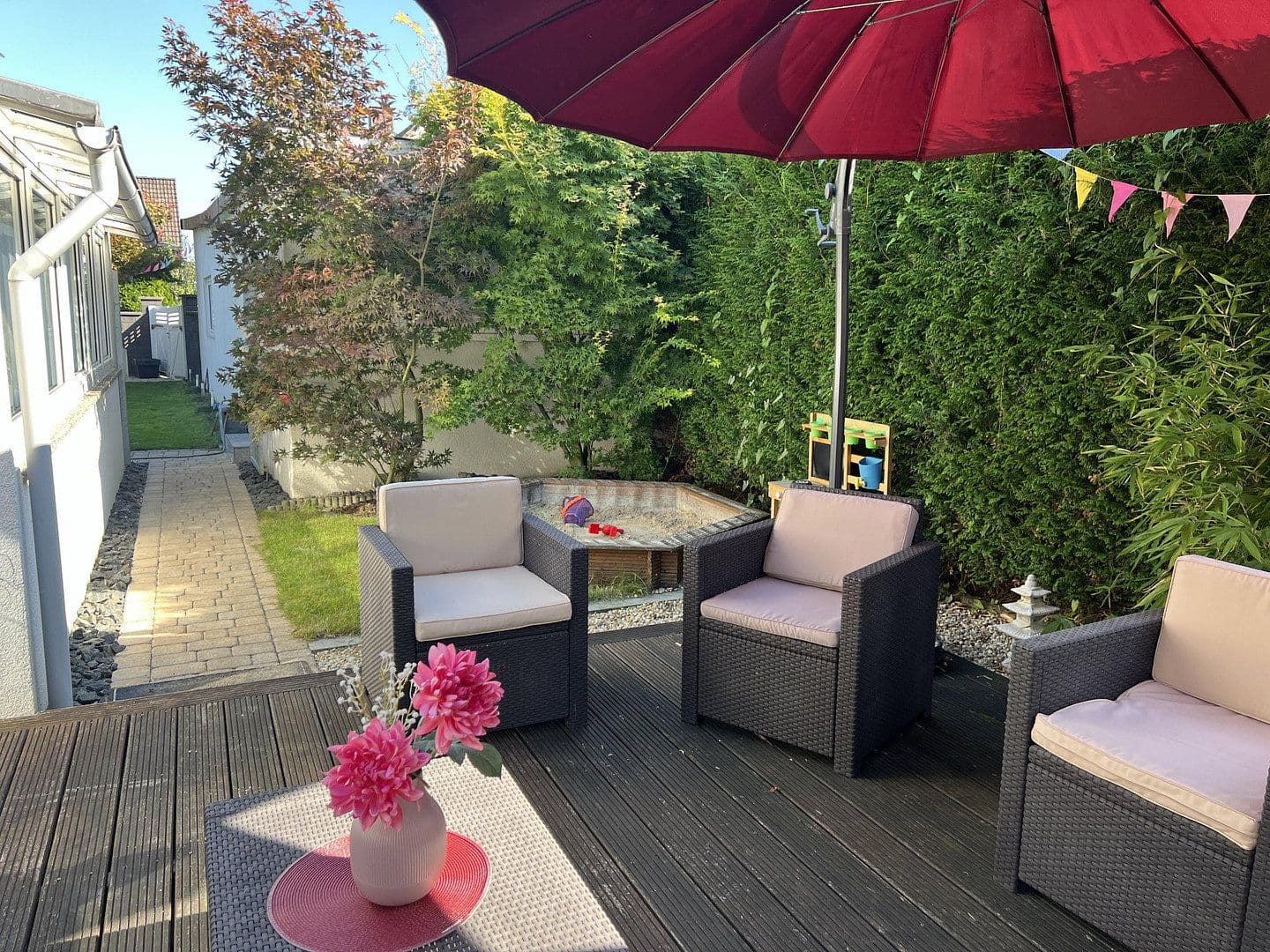 Prodej domu 164 m², pozemek 539 m², Hannover, Dolní Sasko Prodej domu 164 m², pozemek 539 m², Hannover, Dolní Sasko