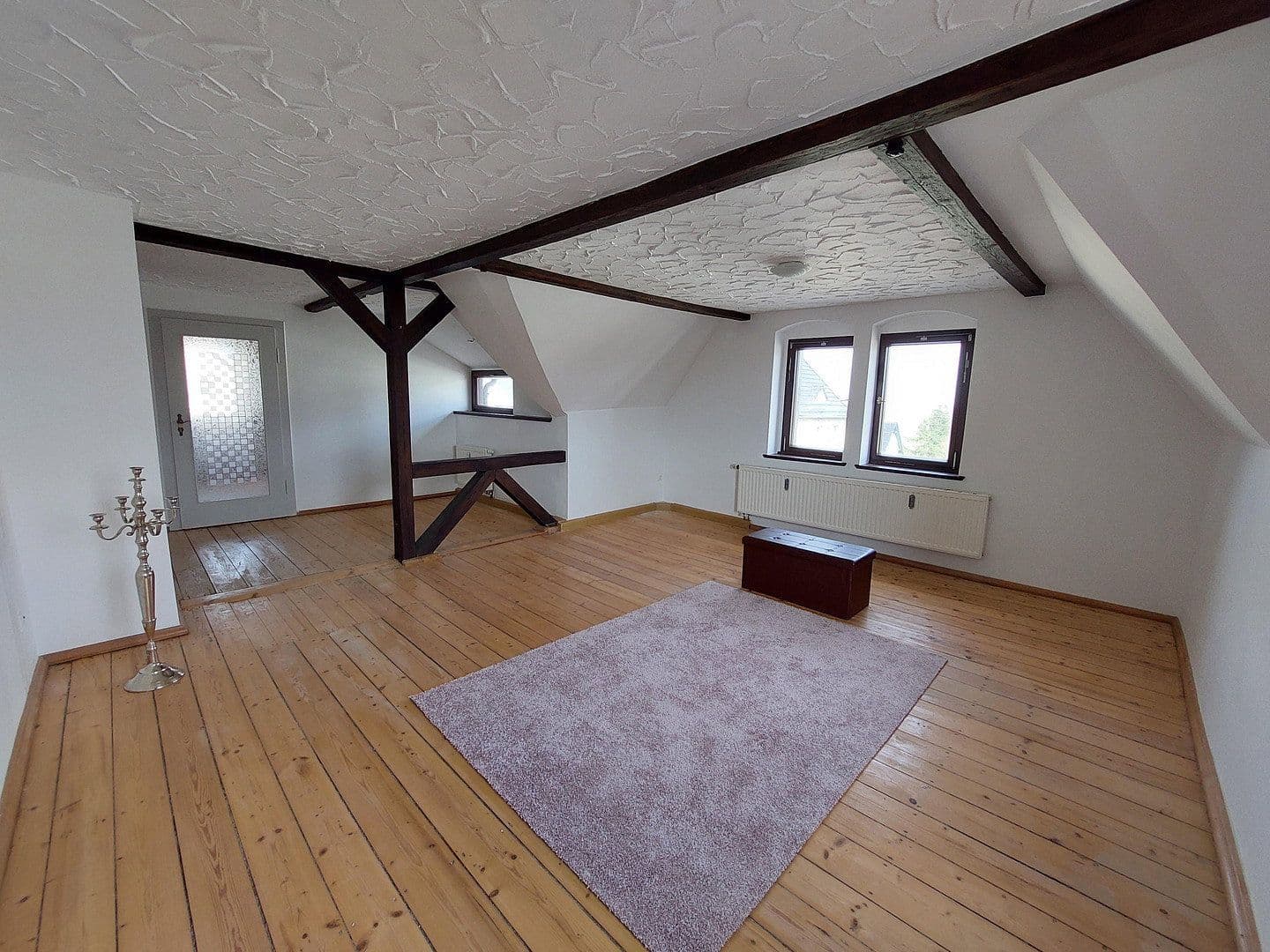Prodej domu 247 m², pozemek 710 m², Mühlau, Sasko Prodej domu 247 m², pozemek 710 m², Mühlau, Sasko