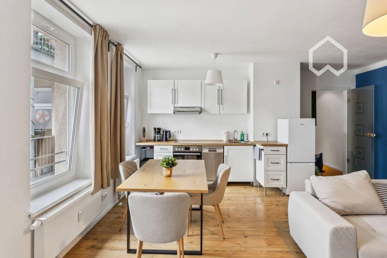 Pronájem bytu 2+1 65 m², Paul-Gruner-Straße 8b, Leipzig, Sasko Pronájem bytu 2+1 65 m², Paul-Gruner-Straße 8b, Leipzig, Sasko