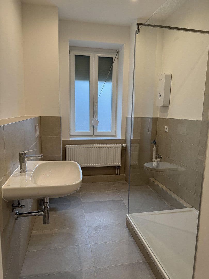 Pronájem bytu 3+1 70 m², Erlangerstraße 91, Fürth, Bavorsko Pronájem bytu 3+1 70 m², Erlangerstraße 91, Fürth, Bavorsko