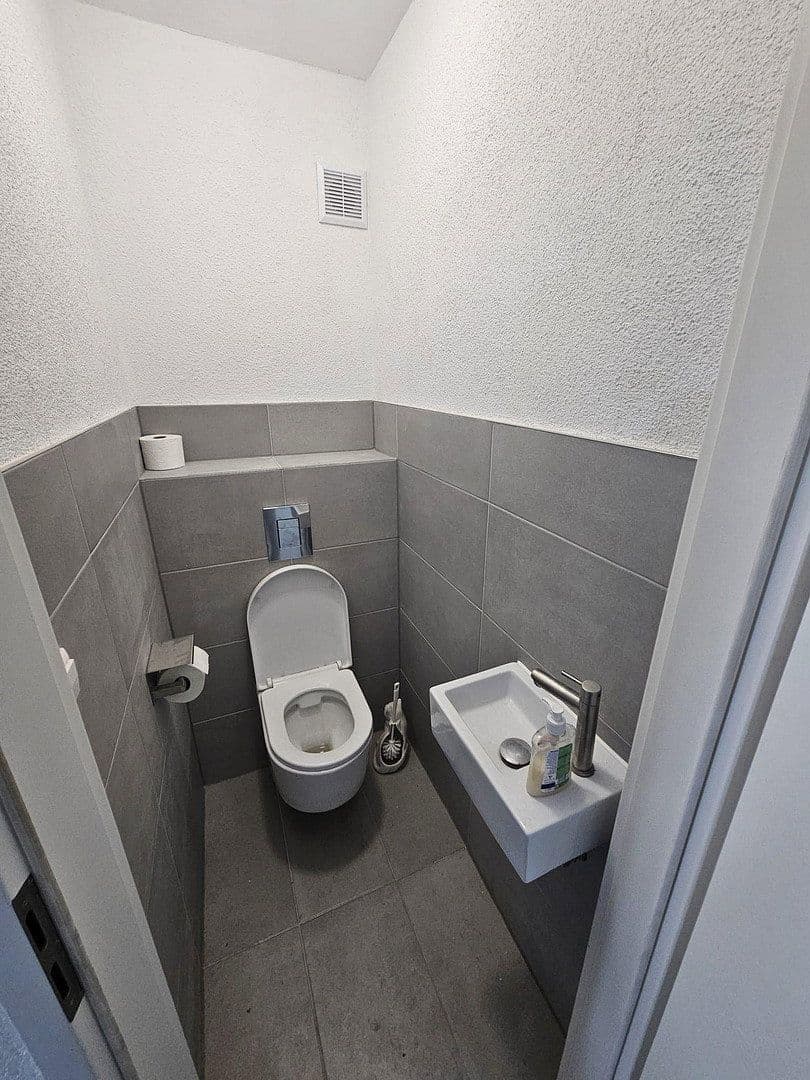 Pronájem bytu 10 m², Bad Friedrichshall, Bádensko-Württembersko Pronájem bytu 10 m², Bad Friedrichshall, Bádensko-Württembersko