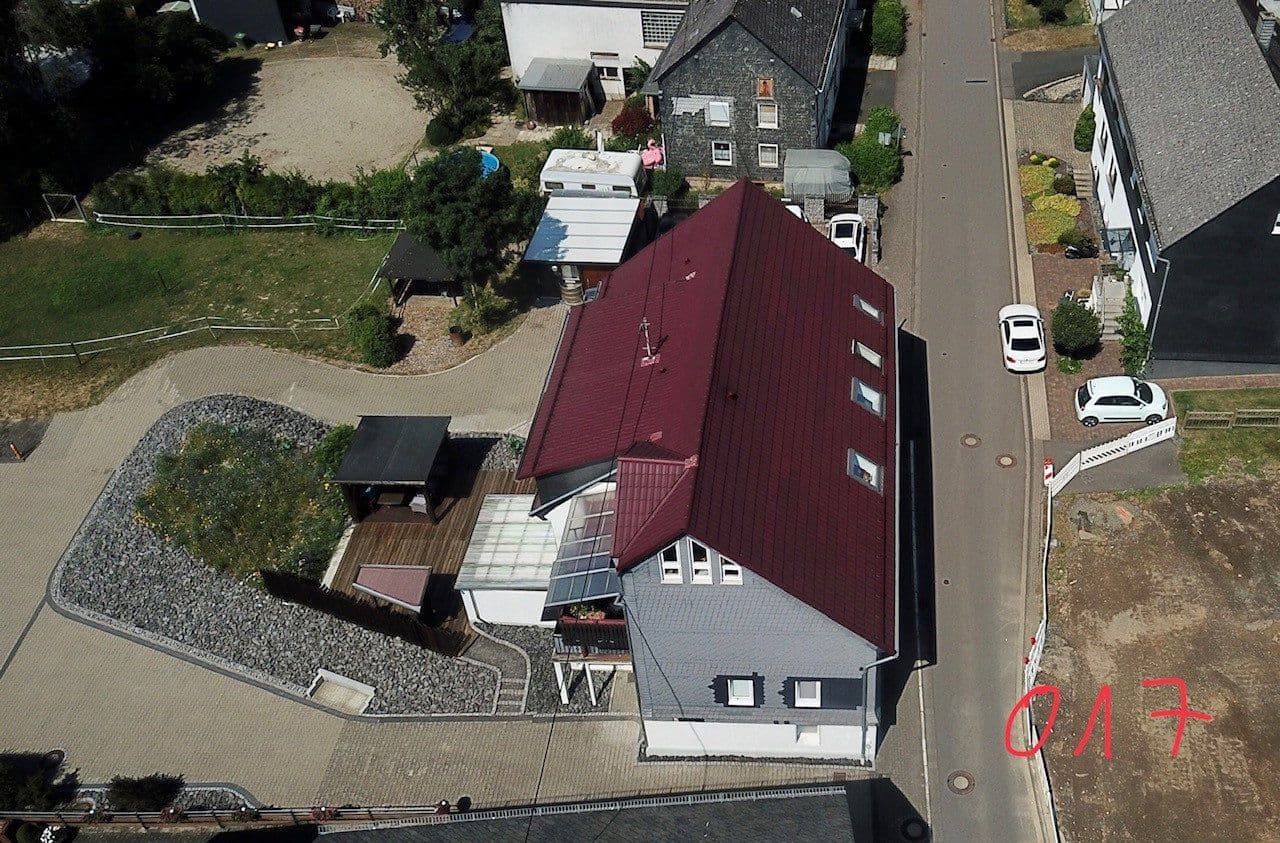 Prodej domu 3.200 m², pozemek 3.200 m², Anzhausener Str. 24, Wilnsdorf, Severní Porýní-Vestfálsko Prodej domu 3.200 m², pozemek 3.200 m², Anzhausener Str. 24, Wilnsdorf, Severní Porýní-Vestfálsko
