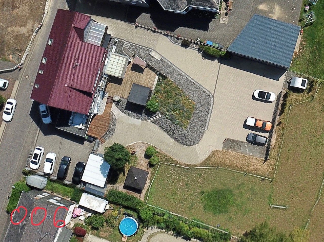 Prodej domu 3.200 m², pozemek 3.200 m², Anzhausener Str. 24, Wilnsdorf, Severní Porýní-Vestfálsko Prodej domu 3.200 m², pozemek 3.200 m², Anzhausener Str. 24, Wilnsdorf, Severní Porýní-Vestfálsko