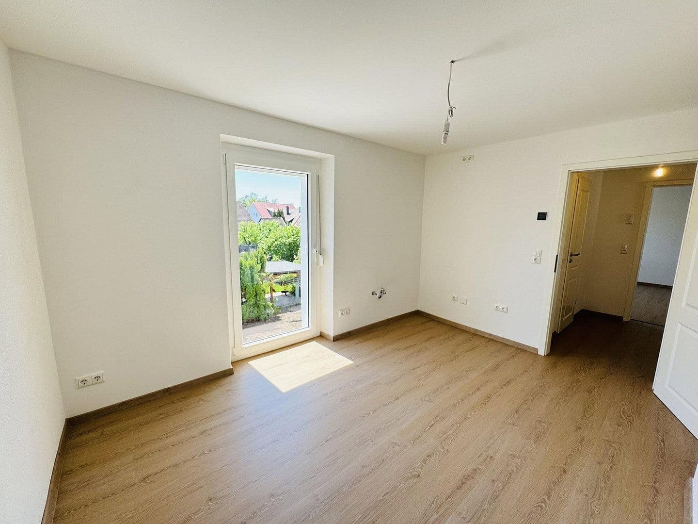 Prodej domu 180 m², pozemek 357 m², Bechhofen, Bavorsko Prodej domu 180 m², pozemek 357 m², Bechhofen, Bavorsko