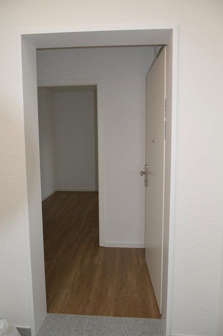 Pronájem bytu 3+1 97 m², Anny-Schlemm-Str. 7, Neu-Isenburg, Hessen Pronájem bytu 3+1 97 m², Anny-Schlemm-Str. 7, Neu-Isenburg, Hessen