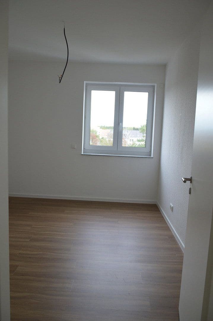 Pronájem bytu 3+1 97 m², Anny-Schlemm-Str. 7, Neu-Isenburg, Hessen Pronájem bytu 3+1 97 m², Anny-Schlemm-Str. 7, Neu-Isenburg, Hessen
