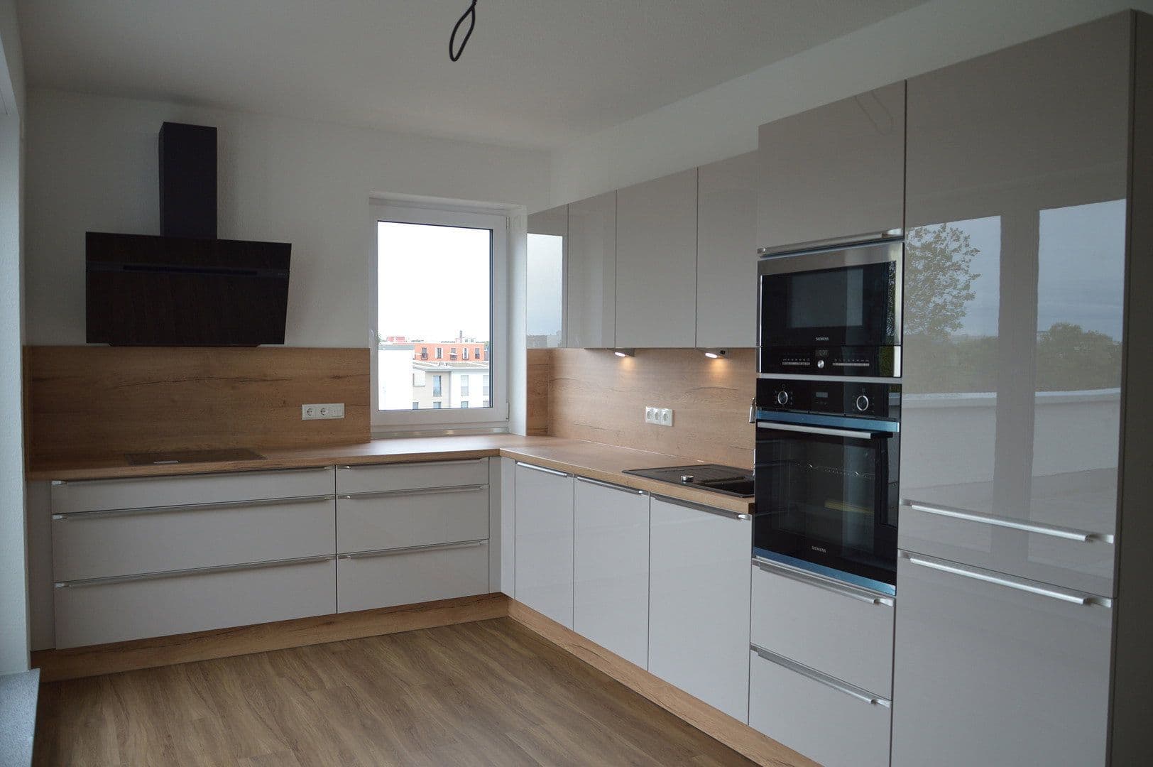 Pronájem bytu 3+1 97 m², Anny-Schlemm-Str. 7, Neu-Isenburg, Hessen Pronájem bytu 3+1 97 m², Anny-Schlemm-Str. 7, Neu-Isenburg, Hessen