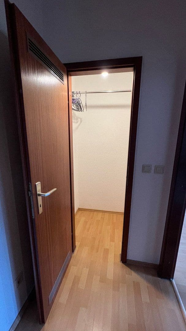 Pronájem bytu 2+kk 48 m², Karlsruhe-Waldstadt, Bádensko-Württembersko Pronájem bytu 2+kk 48 m², Karlsruhe-Waldstadt, Bádensko-Württembersko
