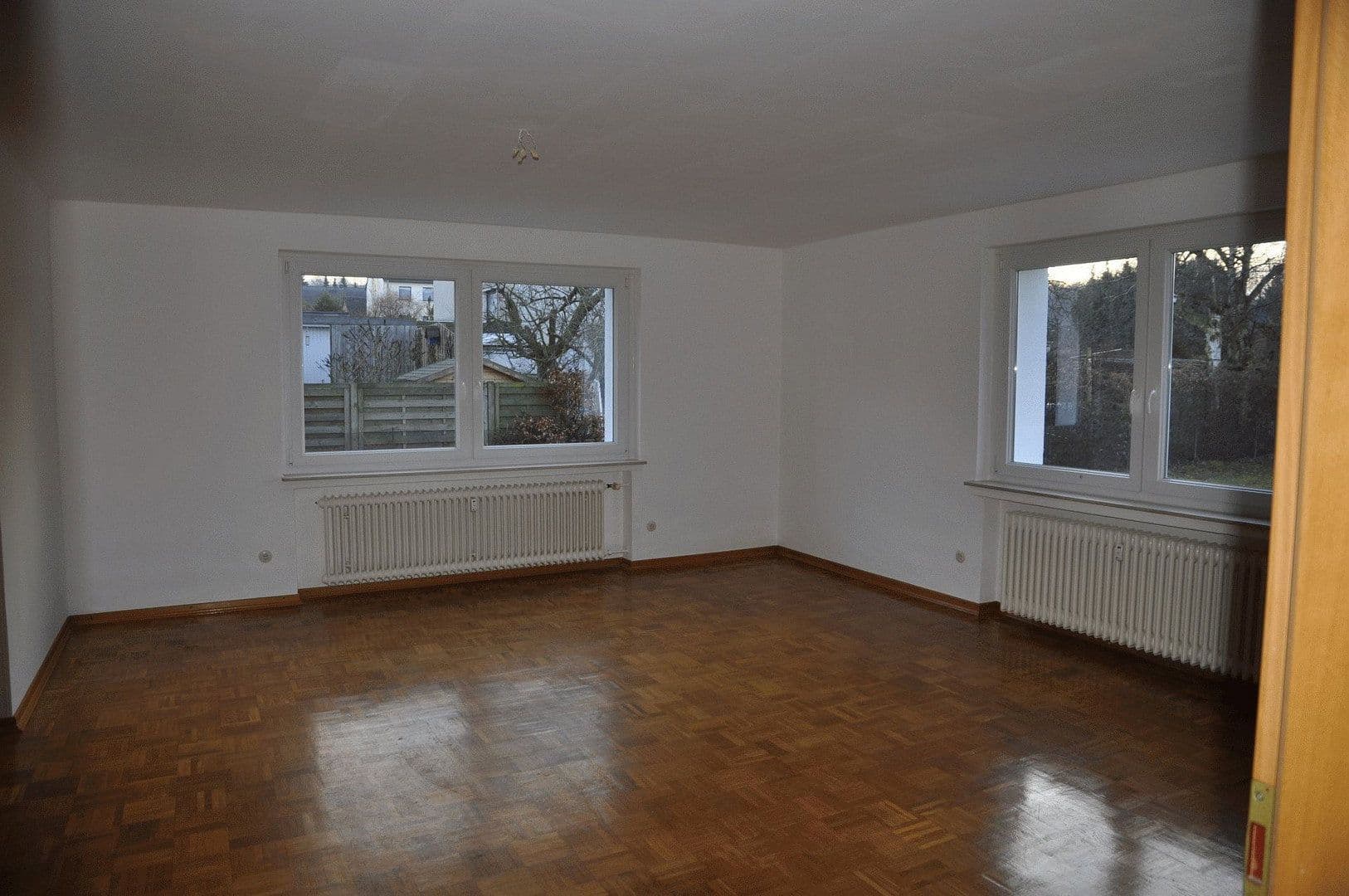 Prodej domu 267 m², pozemek 1.075 m², Wennigsen (Deister), Dolní Sasko Prodej domu 267 m², pozemek 1.075 m², Wennigsen (Deister), Dolní Sasko