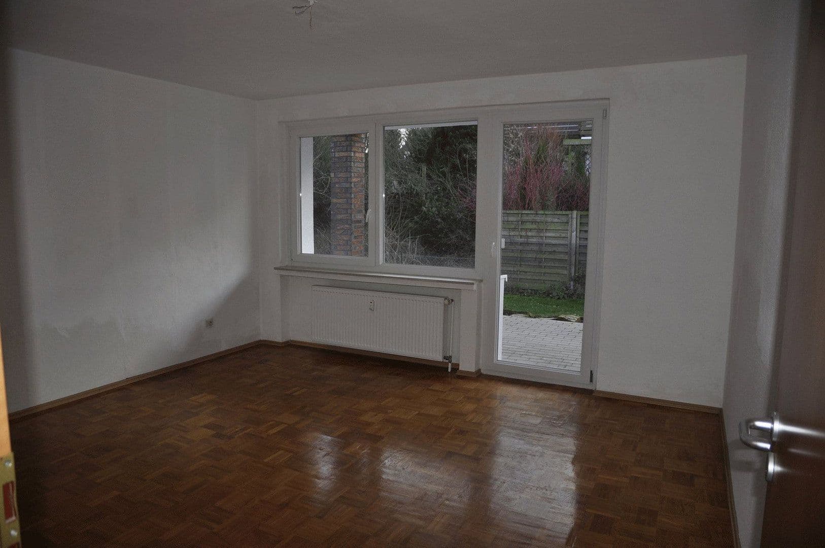 Prodej domu 267 m², pozemek 1.075 m², Wennigsen (Deister), Dolní Sasko Prodej domu 267 m², pozemek 1.075 m², Wennigsen (Deister), Dolní Sasko