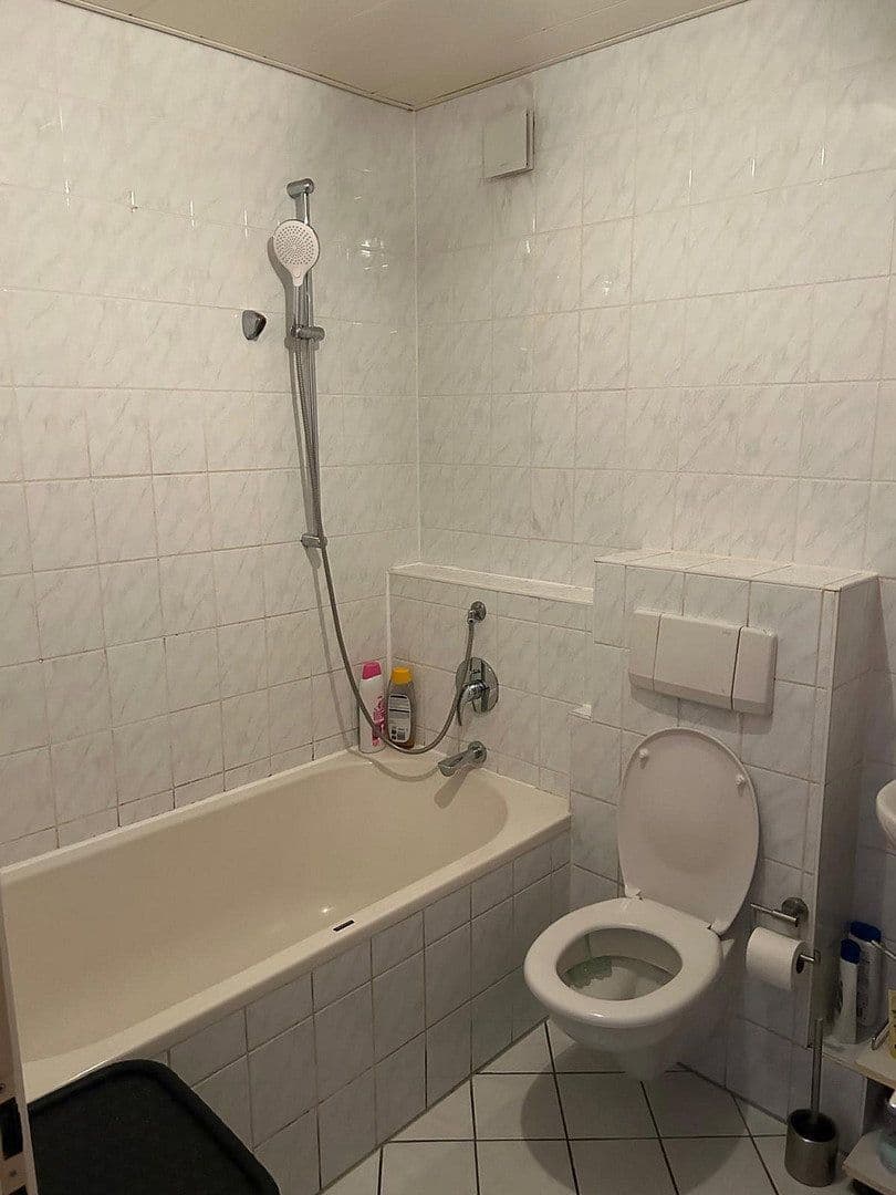 Pronájem bytu 4+1 95 m², Rodgau, Hessen Pronájem bytu 4+1 95 m², Rodgau, Hessen
