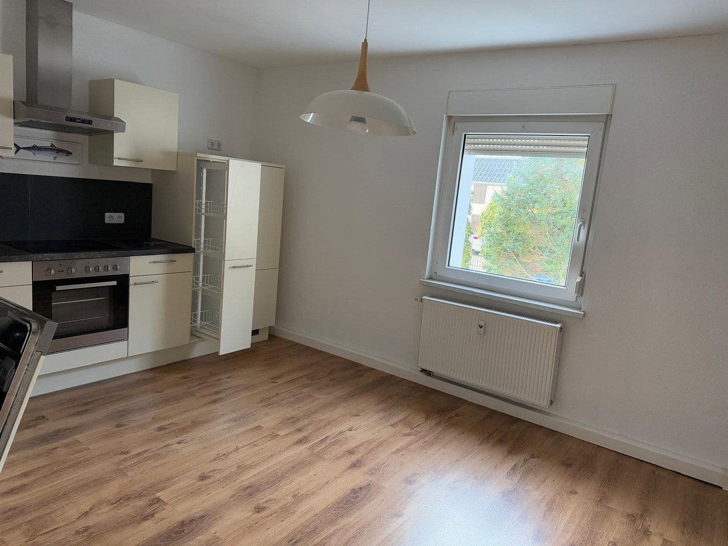 Pronájem bytu 2+1 55 m², Muldensteiner Str. 43, Muldestausee, Sasko-Anhaltsko Pronájem bytu 2+1 55 m², Muldensteiner Str. 43, Muldestausee, Sasko-Anhaltsko