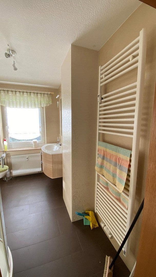 Pronájem bytu 2+1 55 m², Muldensteiner Str. 43, Muldestausee, Sasko-Anhaltsko Pronájem bytu 2+1 55 m², Muldensteiner Str. 43, Muldestausee, Sasko-Anhaltsko