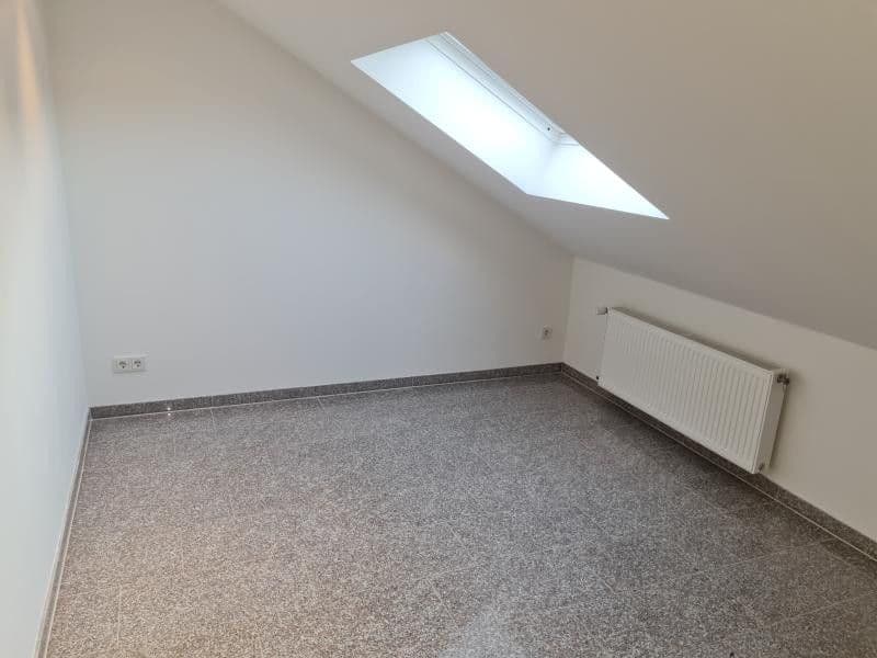 Pronájem bytu 2+1 59 m², Hambacherweg 12 a, Taunusstein, Hessen Pronájem bytu 2+1 59 m², Hambacherweg 12 a, Taunusstein, Hessen