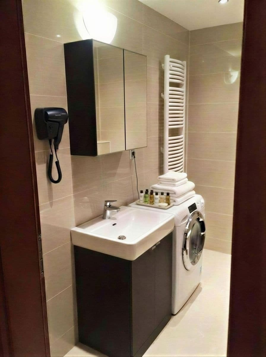 Pronájem bytu 35 m², Olšanská e, Praha, Praha Pronájem bytu 35 m², Olšanská e, Praha, Praha