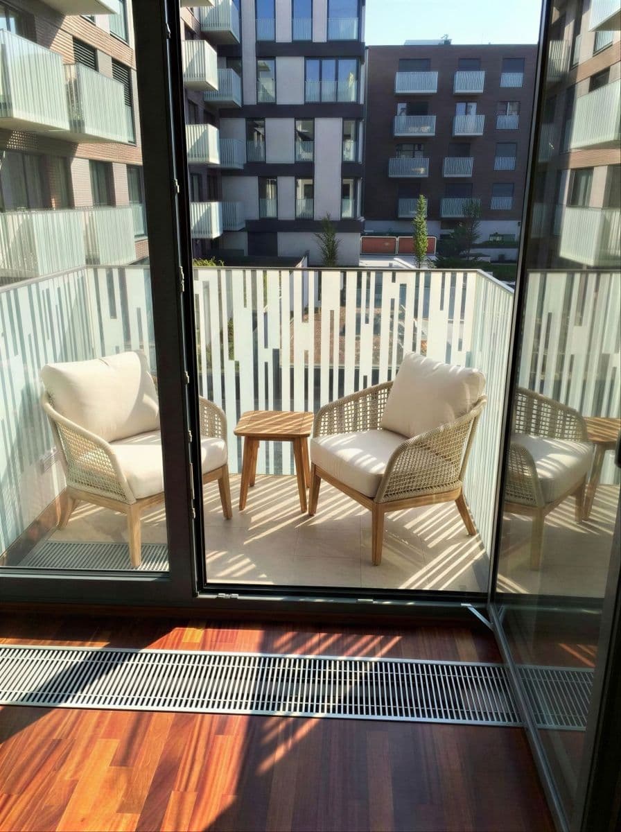 Pronájem bytu 35 m², Olšanská e, Praha, Praha Pronájem bytu 35 m², Olšanská e, Praha, Praha