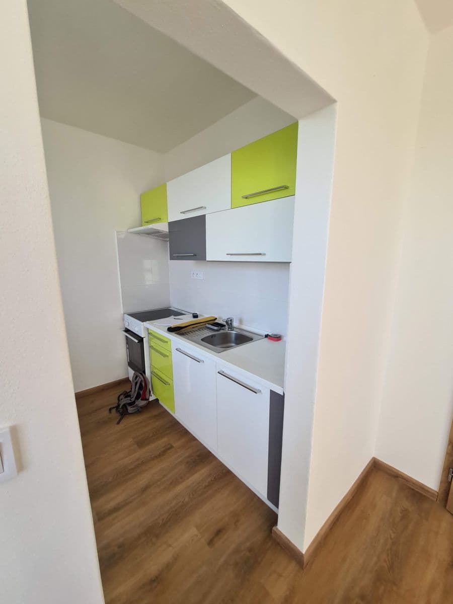 Pronájem bytu 1+1 32 m², Trnkova, Olomouc, Olomoucký kraj Pronájem bytu 1+1 32 m², Trnkova, Olomouc, Olomoucký kraj