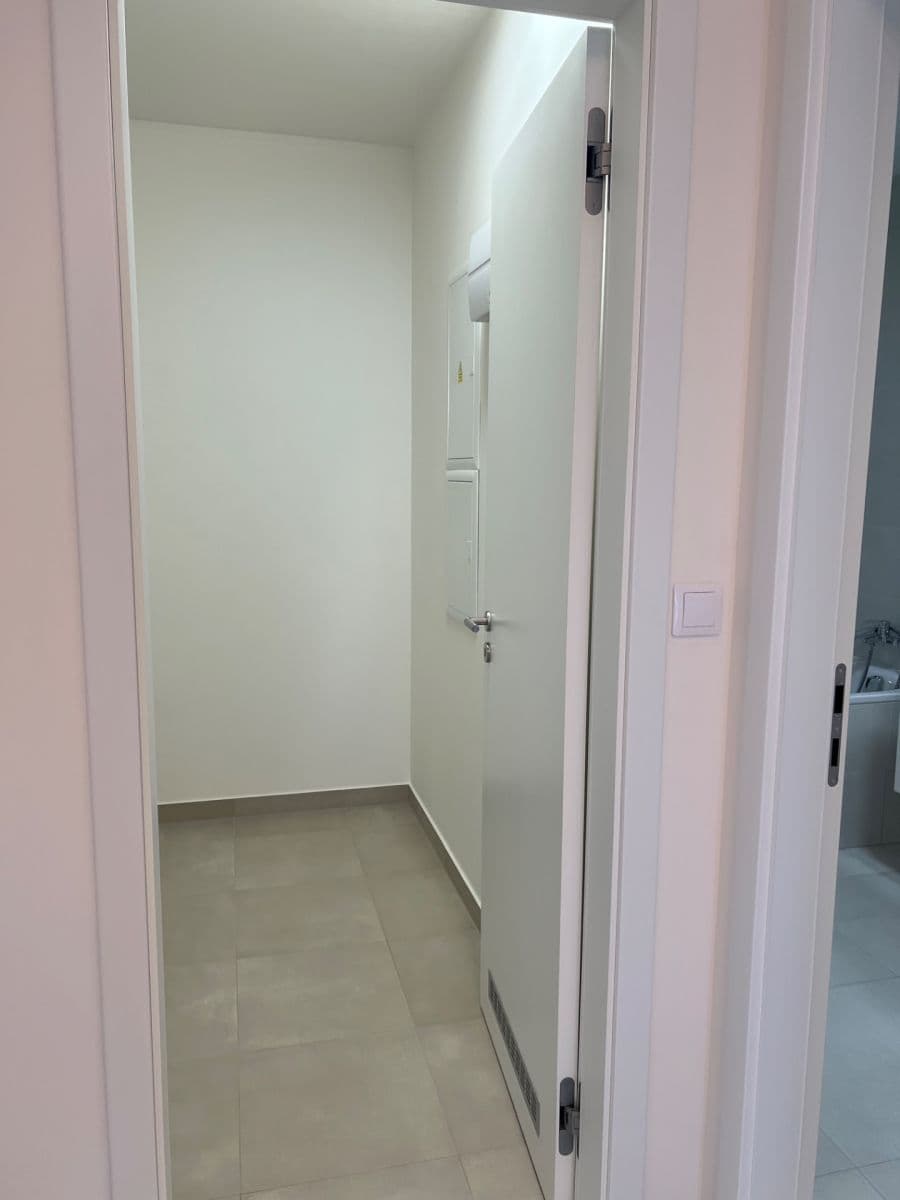 Pronájem bytu 3+kk 99 m², Pavla Beneše, Praha, Praha Pronájem bytu 3+kk 99 m², Pavla Beneše, Praha, Praha