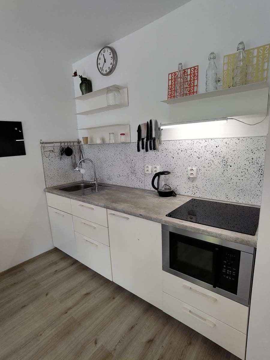 Pronájem bytu 1+kk 42 m², K Vystrkovu, Praha, Praha Pronájem bytu 1+kk 42 m², K Vystrkovu, Praha, Praha