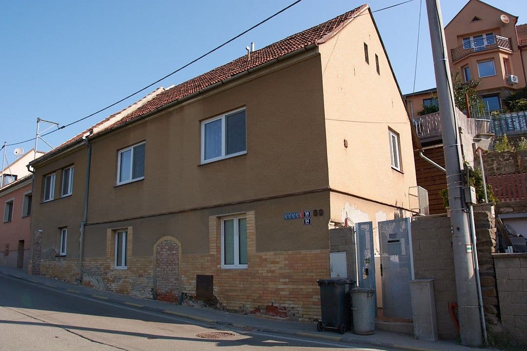 Prodej domu 270 m², pozemek 540 m², Křtiny, Jihomoravský kraj Prodej domu 270 m², pozemek 540 m², Křtiny, Jihomoravský kraj