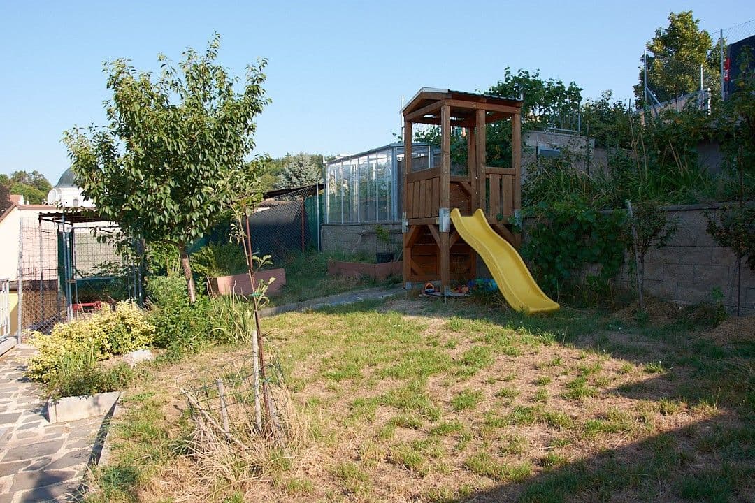 Prodej domu 270 m², pozemek 540 m², Křtiny, Jihomoravský kraj Prodej domu 270 m², pozemek 540 m², Křtiny, Jihomoravský kraj