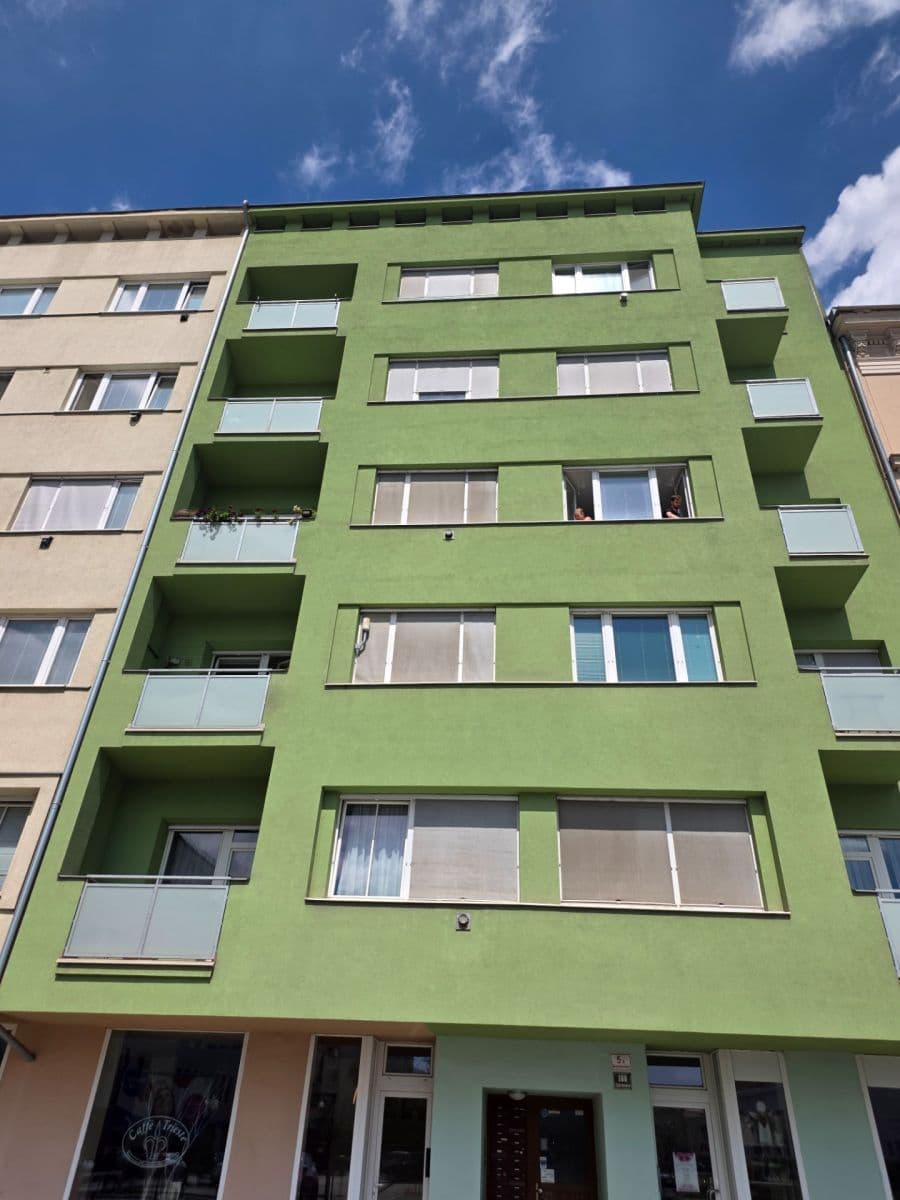 Pronájem bytu 1+kk 24 m², Bratislavská, Brno, Jihomoravský kraj Pronájem bytu 1+kk 24 m², Bratislavská, Brno, Jihomoravský kraj