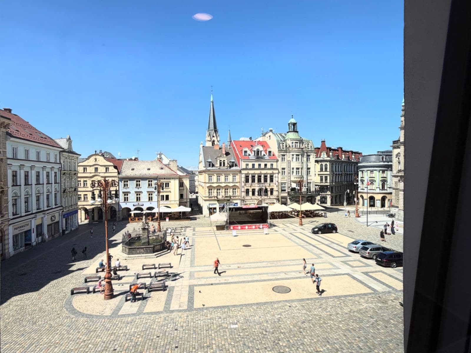Pronájem bytu 2+kk 75 m², náměstí doktora Edvarda Beneše, Liberec, Liberecký kraj Pronájem bytu 2+kk 75 m², náměstí doktora Edvarda Beneše, Liberec, Liberecký kraj