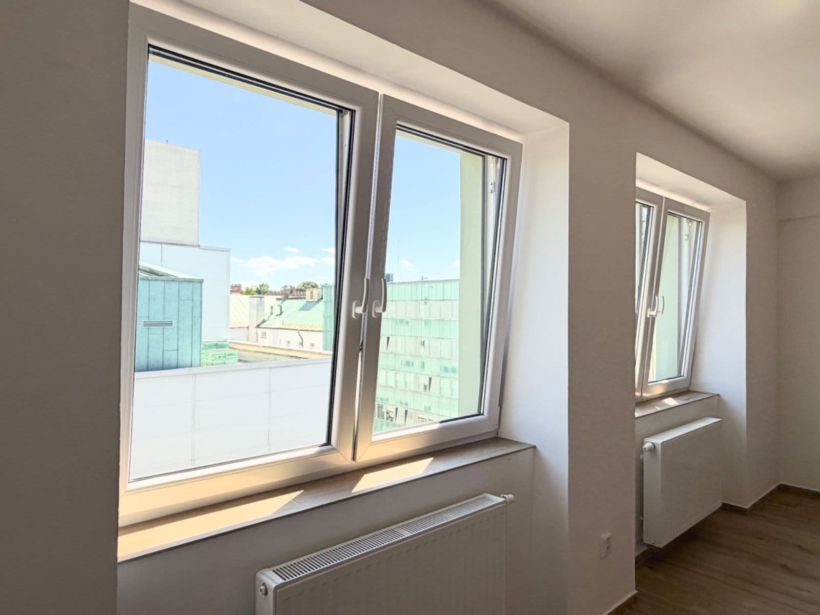 Pronájem bytu 1+kk 48 m², náměstí doktora Edvarda Beneše, Liberec, Liberecký kraj Pronájem bytu 1+kk 48 m², náměstí doktora Edvarda Beneše, Liberec, Liberecký kraj
