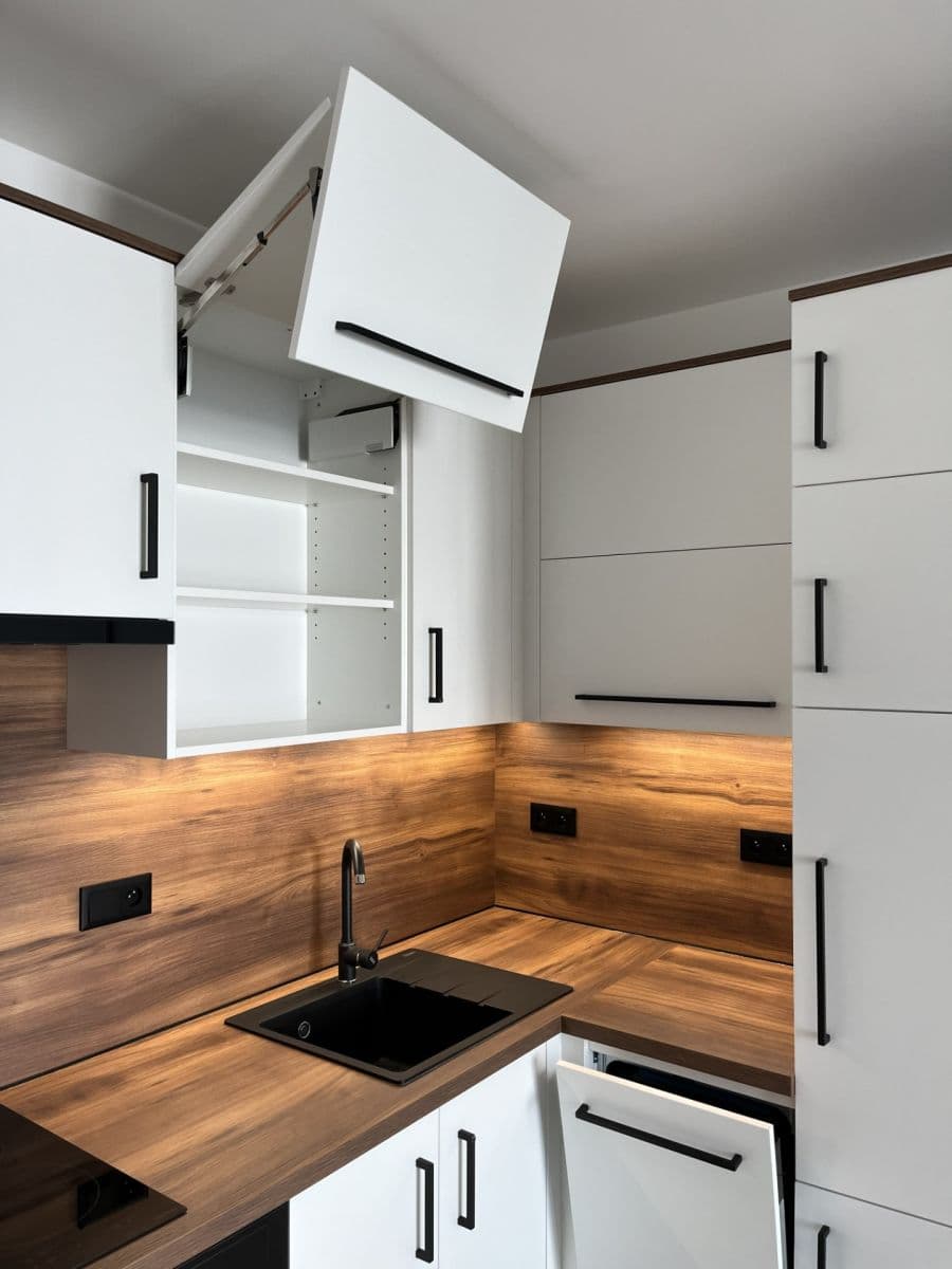 Pronájem bytu 1+kk 33 m², Třída Jiřího Pelikána, Olomouc, Olomoucký kraj Pronájem bytu 1+kk 33 m², Třída Jiřího Pelikána, Olomouc, Olomoucký kraj
