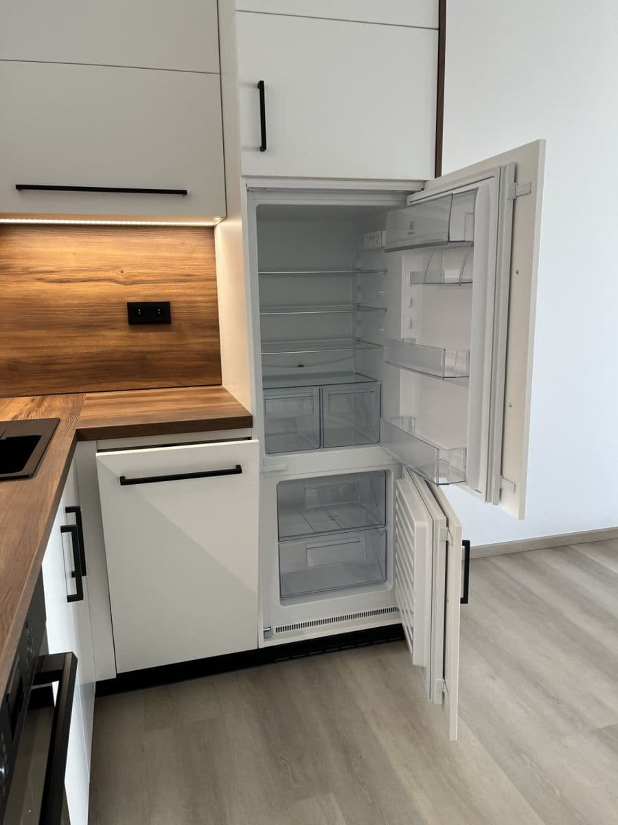 Pronájem bytu 1+kk 33 m², Třída Jiřího Pelikána, Olomouc, Olomoucký kraj Pronájem bytu 1+kk 33 m², Třída Jiřího Pelikána, Olomouc, Olomoucký kraj