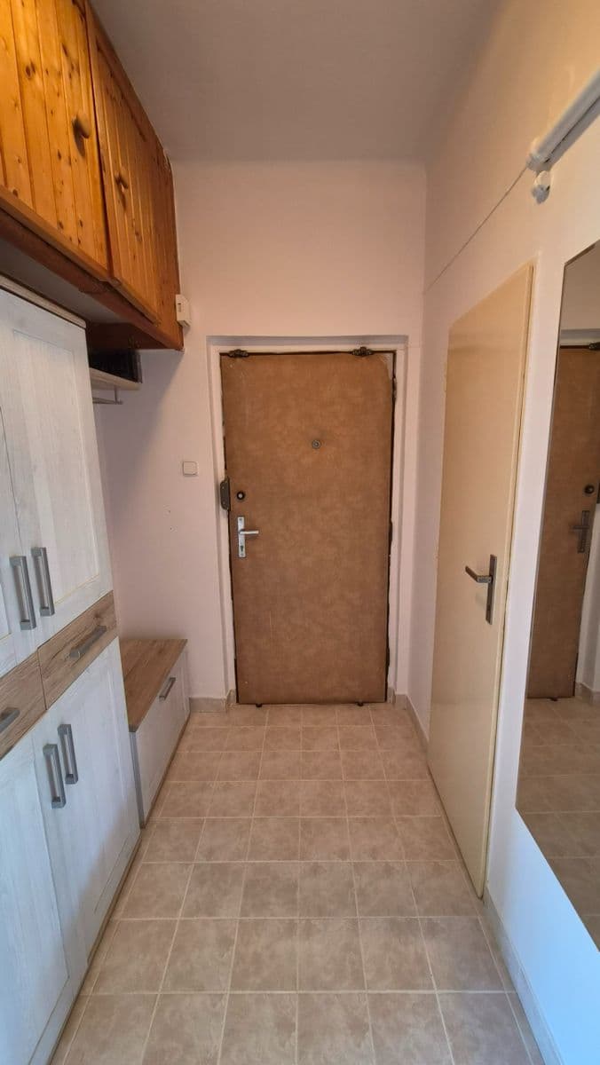 Pronájem bytu 2+kk 45 m², Šestidomí, Praha, Praha Pronájem bytu 2+kk 45 m², Šestidomí, Praha, Praha