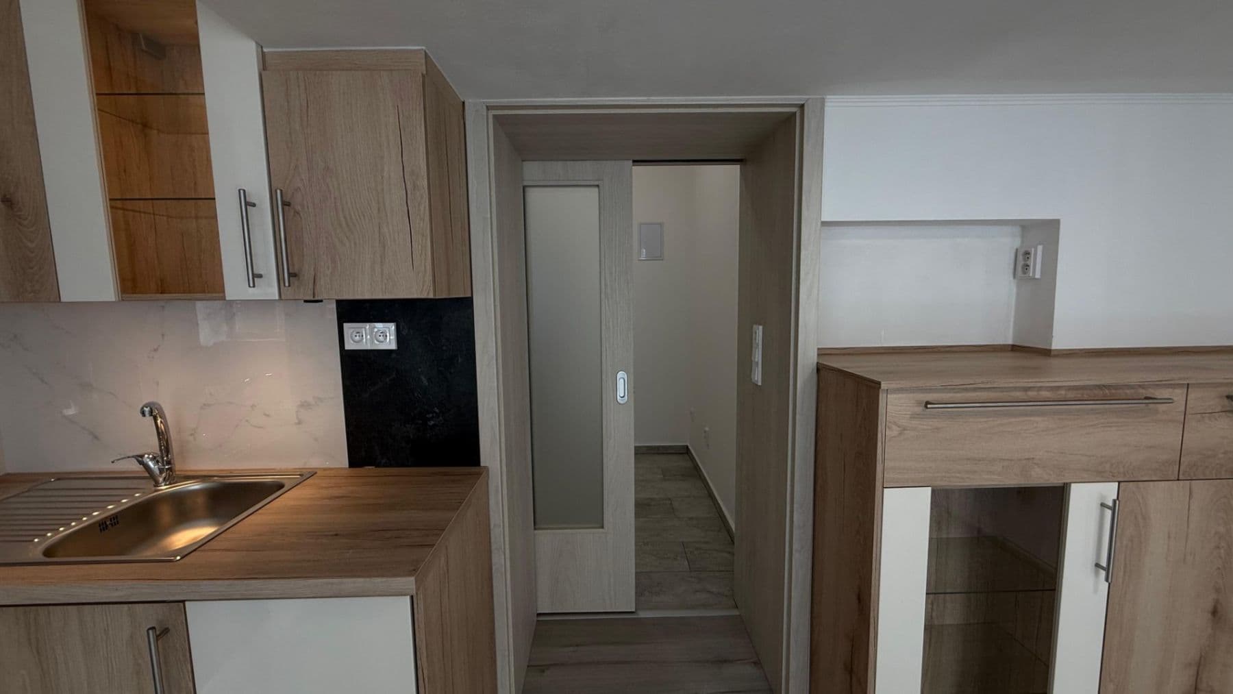Pronájem bytu 2+kk 46 m², Železničářská, Jičín, Královéhradecký kraj Pronájem bytu 2+kk 46 m², Železničářská, Jičín, Královéhradecký kraj