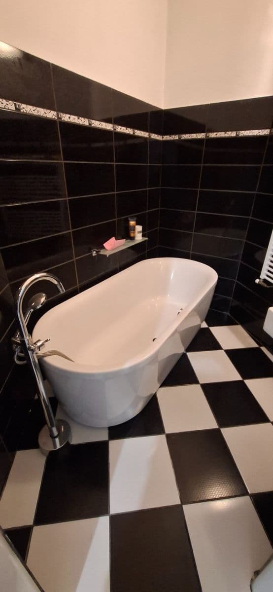 Pronájem bytu 3+1 85 m², Na Střelnici, Praha, Praha Pronájem bytu 3+1 85 m², Na Střelnici, Praha, Praha