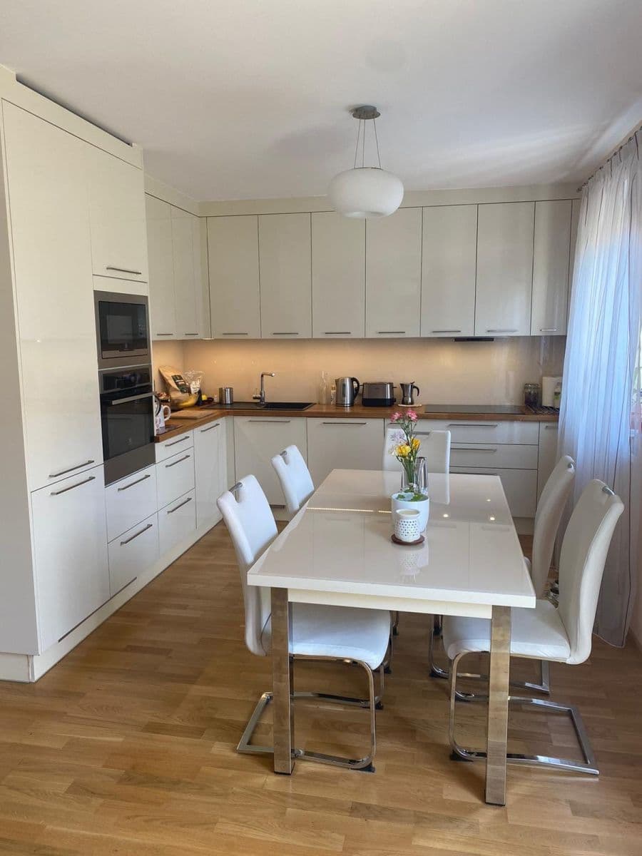 Pronájem bytu 5+kk 104 m², Janáčkova, Jinočany, Středočeský kraj Pronájem bytu 5+kk 104 m², Janáčkova, Jinočany, Středočeský kraj