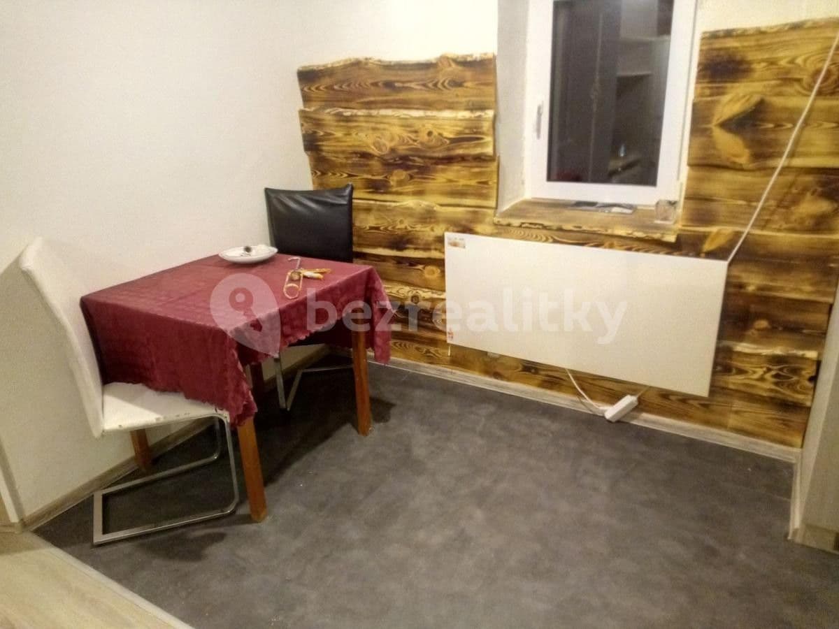 Pronájem bytu 3+kk 65 m², Jestřabí Lhota, Středočeský kraj Pronájem bytu 3+kk 65 m², Jestřabí Lhota, Středočeský kraj