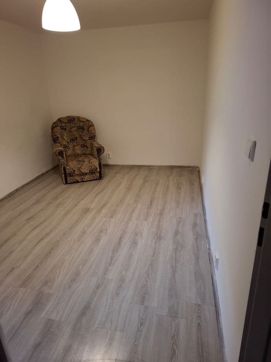 Pronájem bytu 3+kk 65 m², Jestřabí Lhota, Středočeský kraj Pronájem bytu 3+kk 65 m², Jestřabí Lhota, Středočeský kraj