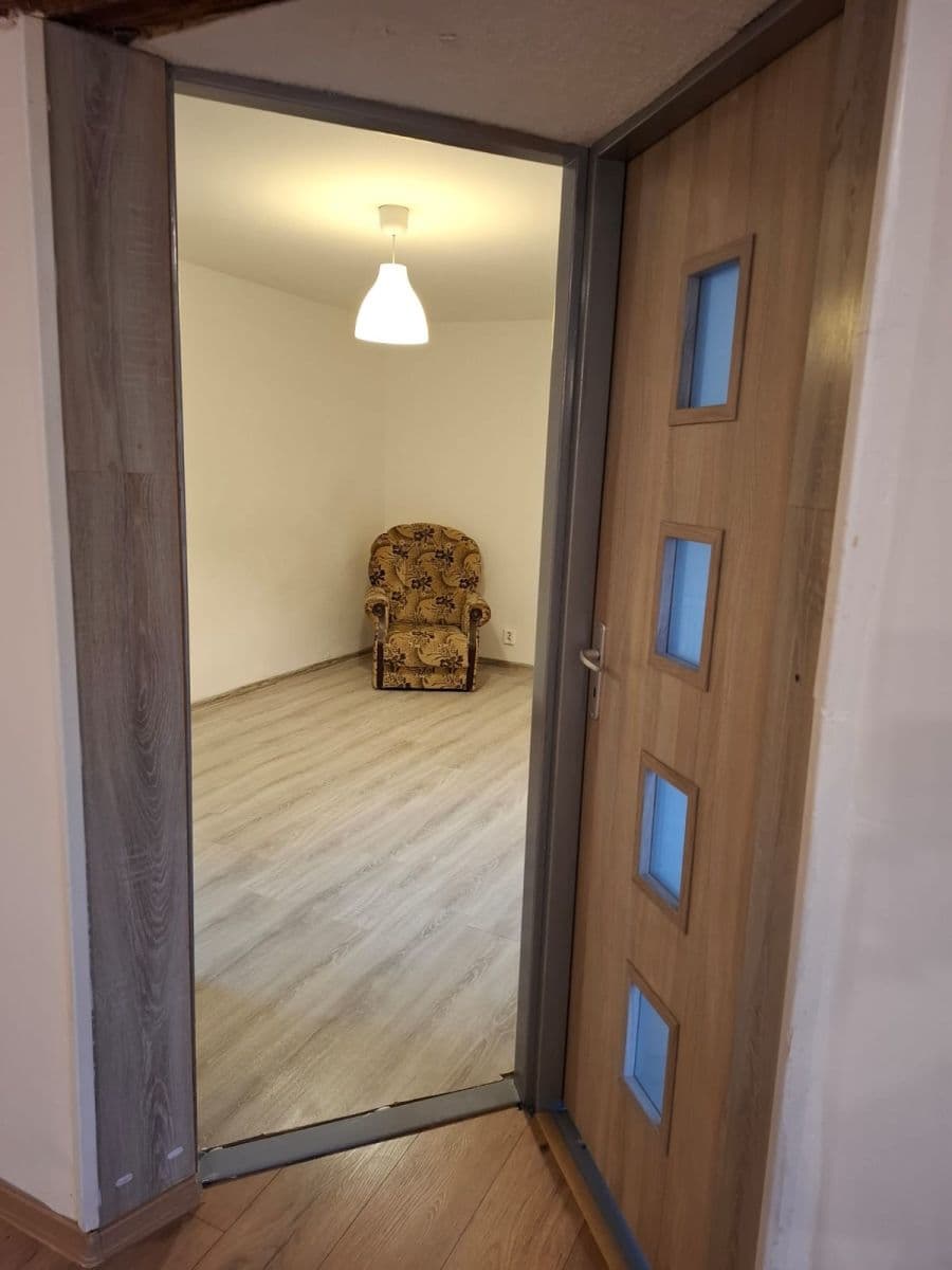 Pronájem bytu 3+kk 65 m², Jestřabí Lhota, Středočeský kraj Pronájem bytu 3+kk 65 m², Jestřabí Lhota, Středočeský kraj