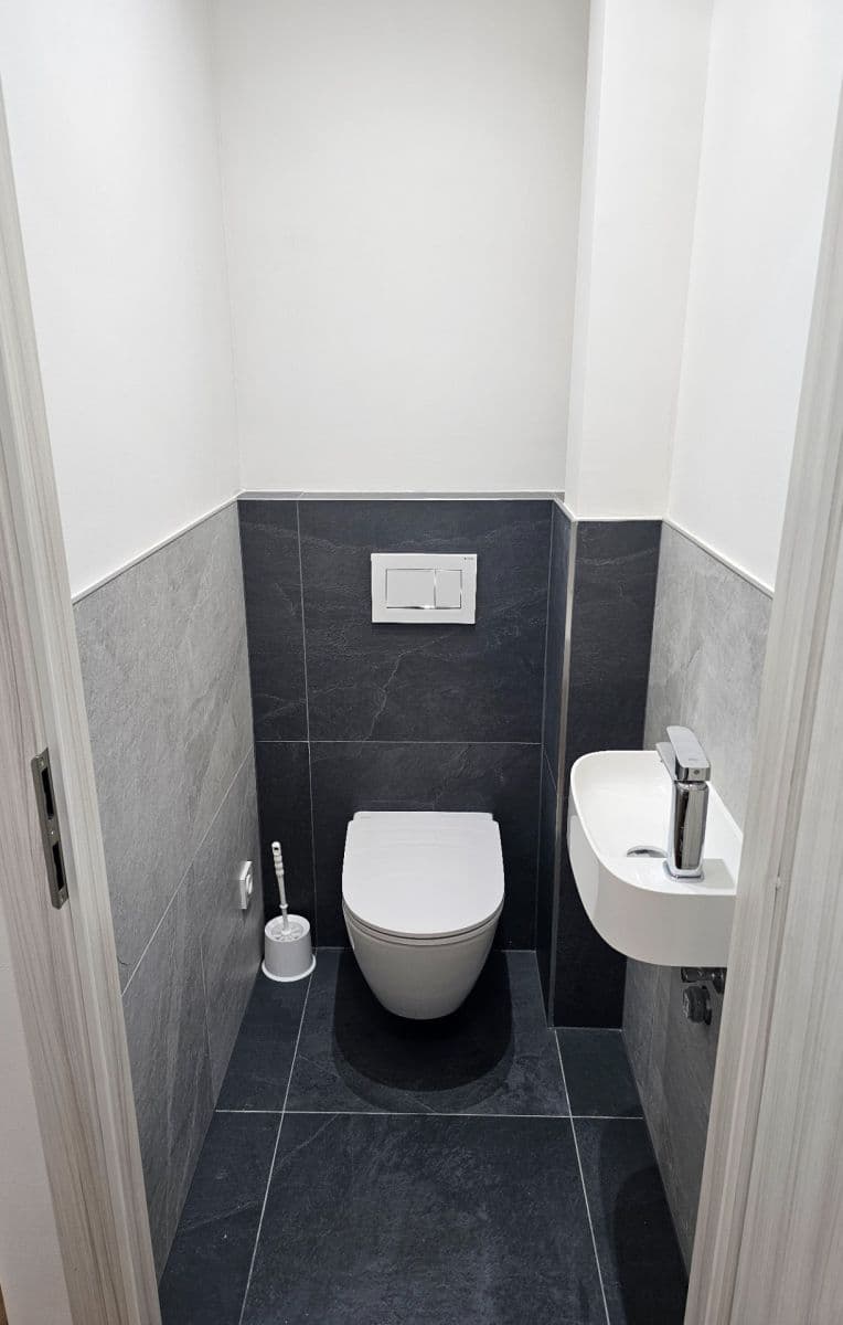 Pronájem bytu 2+1 60 m², Zárubova, Praha, Praha Pronájem bytu 2+1 60 m², Zárubova, Praha, Praha