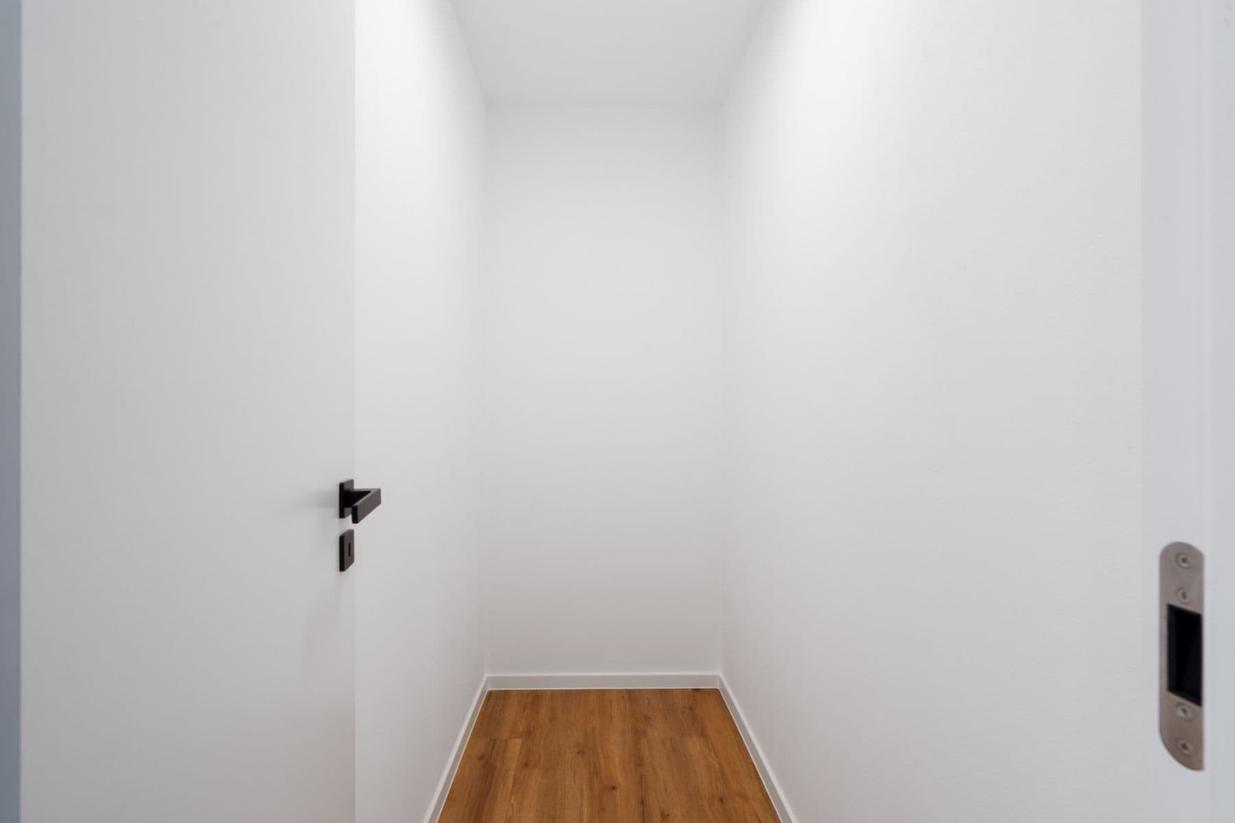 Prodej bytu 2+1 37 m², Milady Horákové, Hradec Králové, Královéhradecký kraj Prodej bytu 2+1 37 m², Milady Horákové, Hradec Králové, Královéhradecký kraj